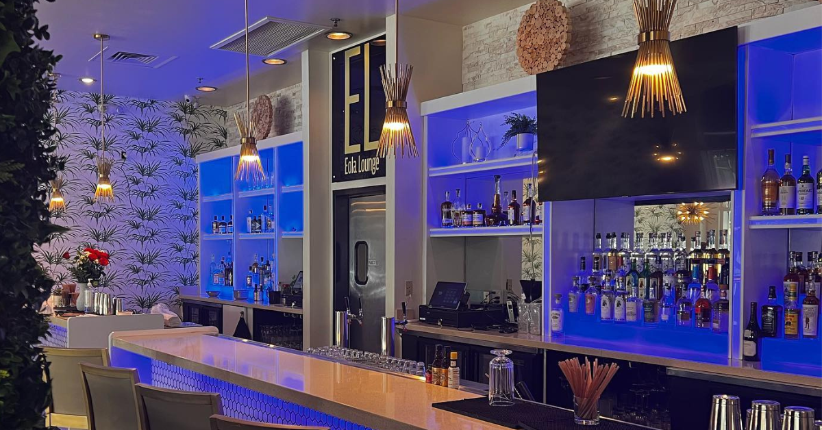 Eola Lounge: A Fusion of Flavors in the Heart of Thornton Park, Orlando