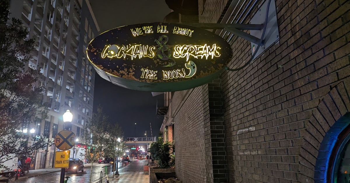 Downtown Orlando Nights: Unleash Your Inner Ghoul at Cocktails & Screams