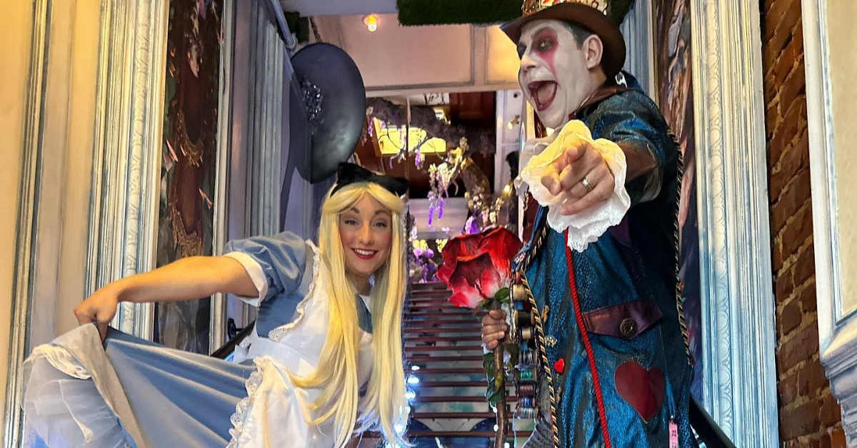 Dive into the Magic of Alice in Wonderland at HighT Orlando, Downtown’s Newest Bar!
