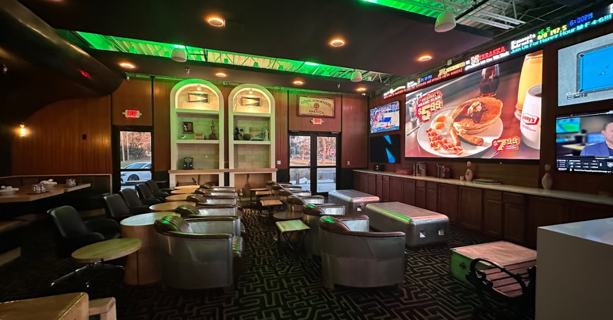 Strike Up Fun at Primrose Lanes: Orlando’s Premier Bowling Club and Restaurant in the Milk District!