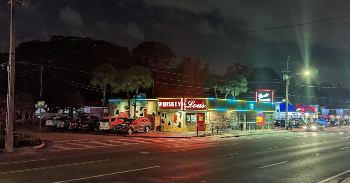 Cheers at Whiskey Lou’s Lounge: Orlando’s Favorite Dive Bar in the Heart of the Milk District!