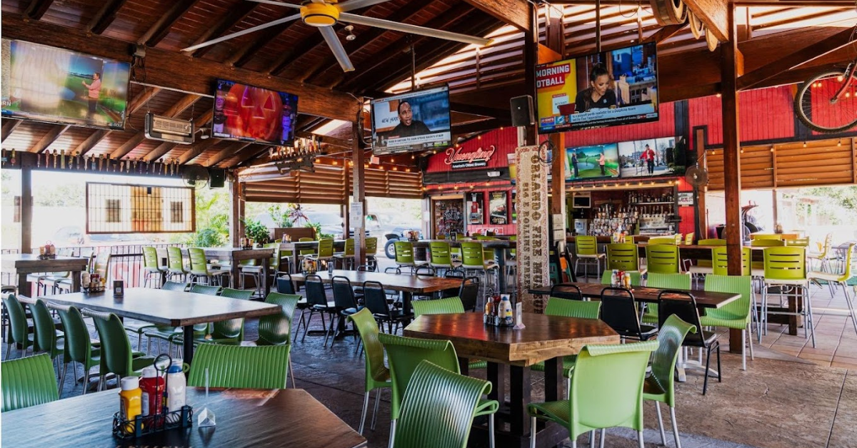 Discover Sodo’s Culinary Delight: Johnny’s Other Side, Orlando’s Premier Sports Bar and American Eatery