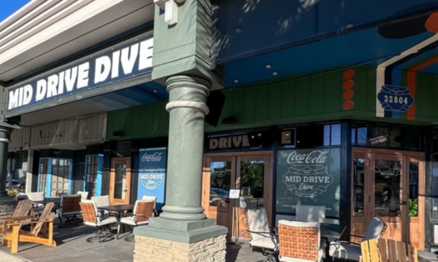 Elevate Your Dining Experience at Mid Drive Dive, College Park’s Latest Hotspot!