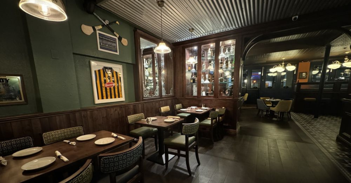 Discover the Heart of Ireland at The Castle Irish Pub and Restaurant, Orlando